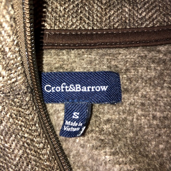 Quarter zip - Picture 2 of 3